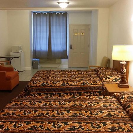 Country Regency Inn & Suites Manvel المظهر الخارجي الصورة