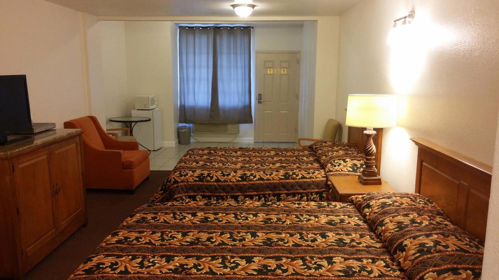 Country Regency Inn & Suites Manvel المظهر الخارجي الصورة