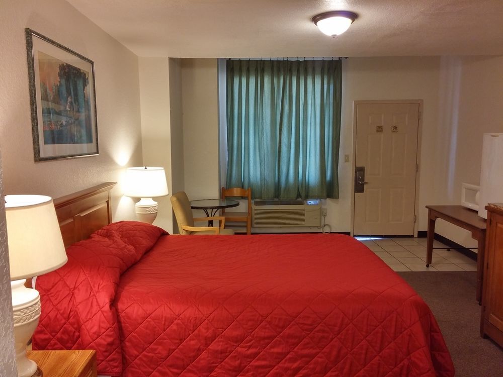 Country Regency Inn & Suites Manvel المظهر الخارجي الصورة