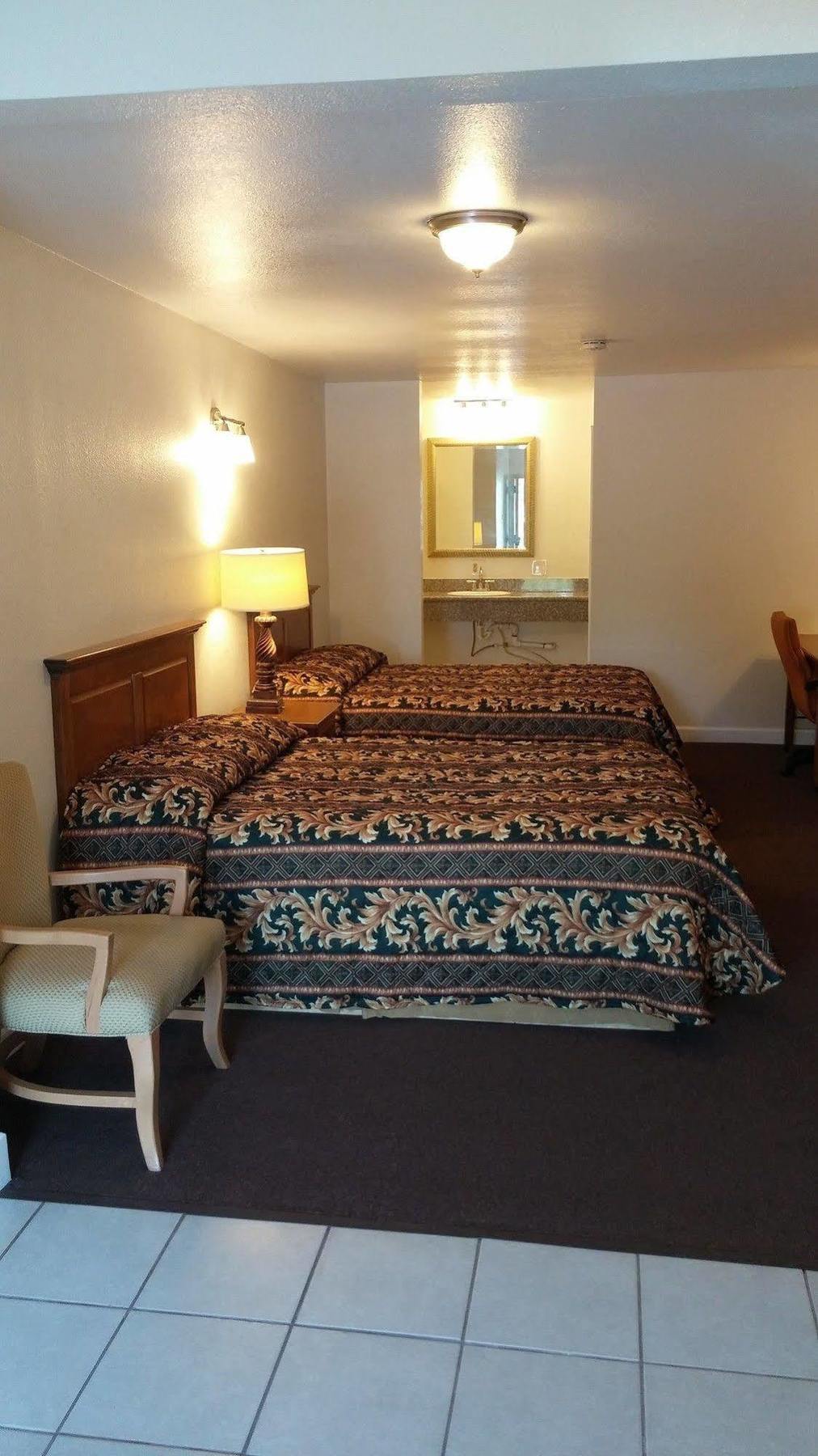 Country Regency Inn & Suites Manvel المظهر الخارجي الصورة