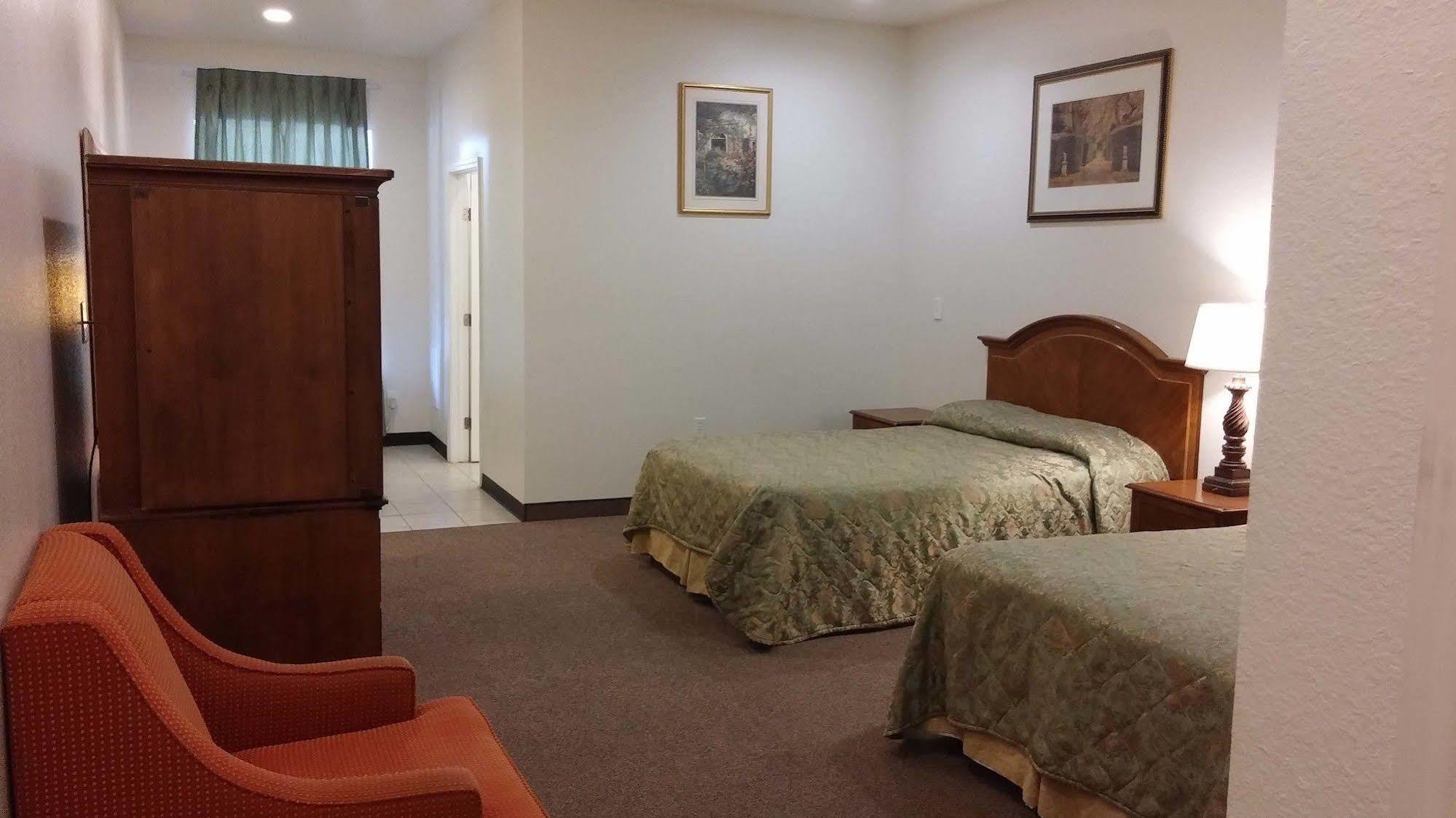 Country Regency Inn & Suites Manvel المظهر الخارجي الصورة